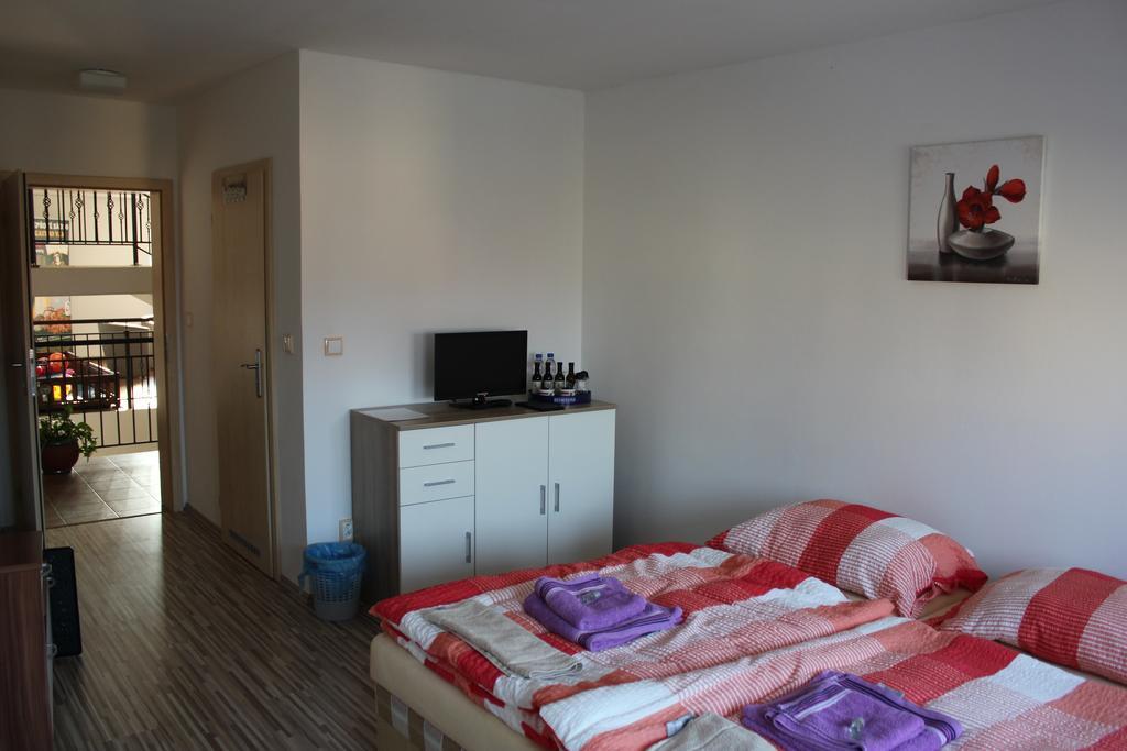 Penzion Piller Chvalín Habitación foto